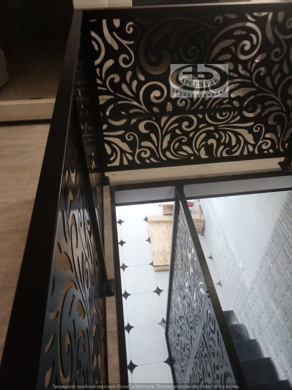 Перила для лестницы в отеле Московский 183