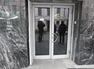 Евро решетка на дверь в открытом виде в МЕДИ, Невский, 90